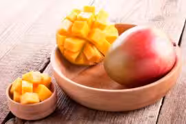 Manger une mangue le soir, une bonne idée ? mangue-soir