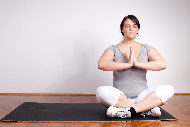 femme relaxation yoga
