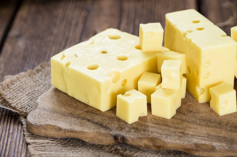 l'emmental est relativement calorique