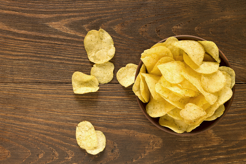 les chips, des biscuits apéritifs riches en calories