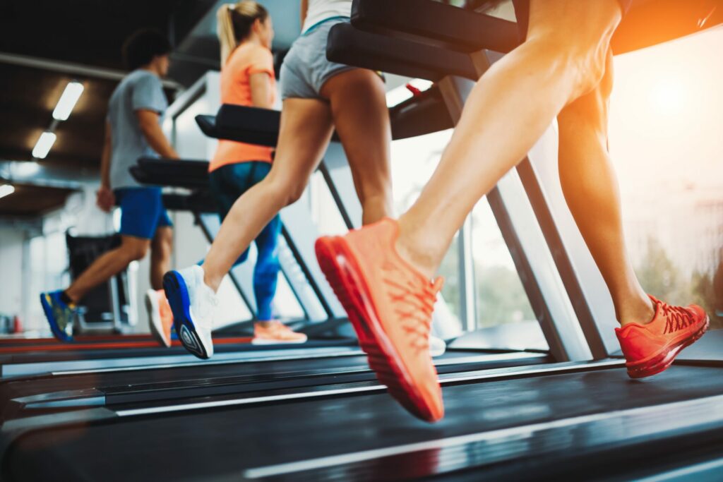 Tapis de course : le programme idéal pour perdre du poids : Femme